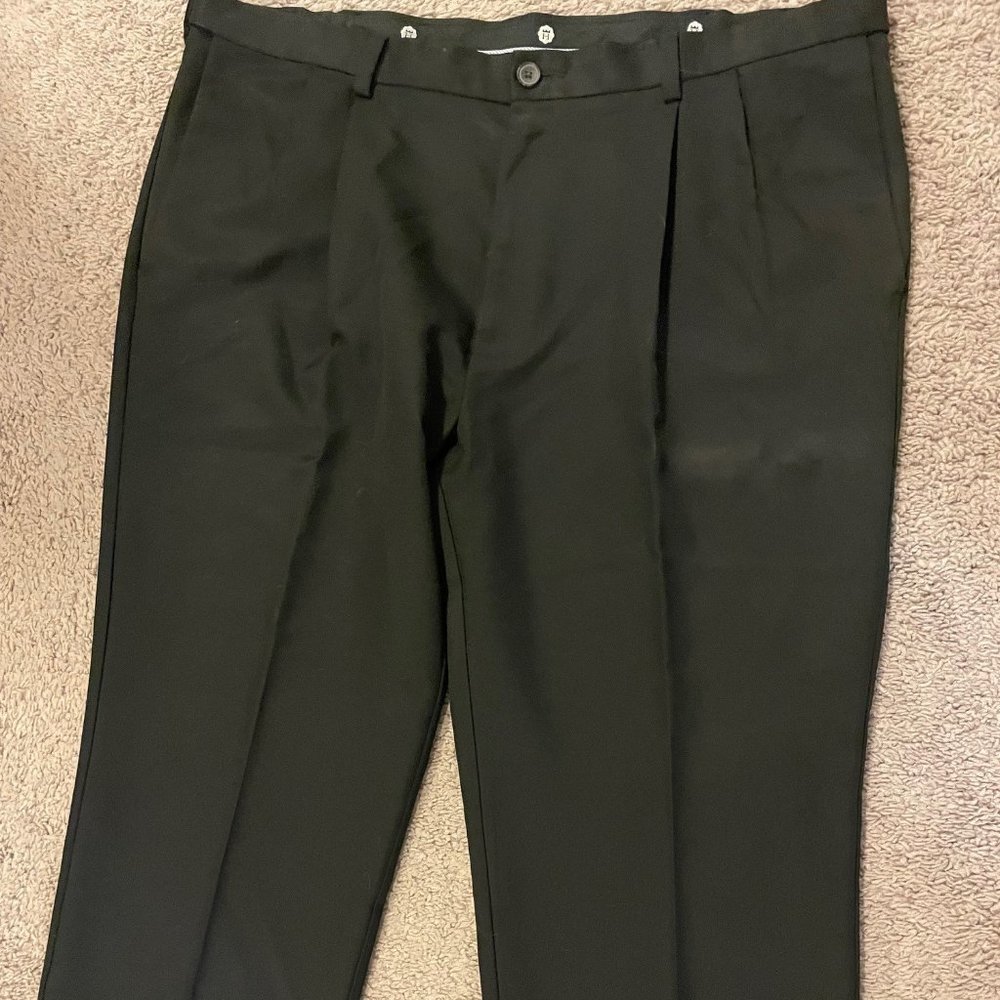 Haggar Men's Dress Pants